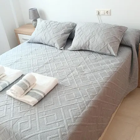 Atico Duplex Con Gran Terraza Por דניה