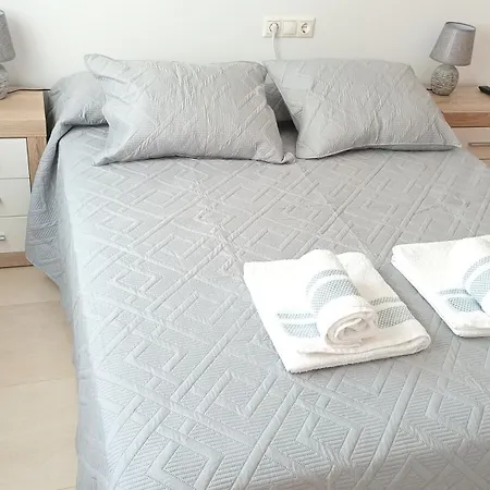 Δωμάτια σε οικογενειακή κατοικία Atico Duplex Con Gran Terraza Por Denia